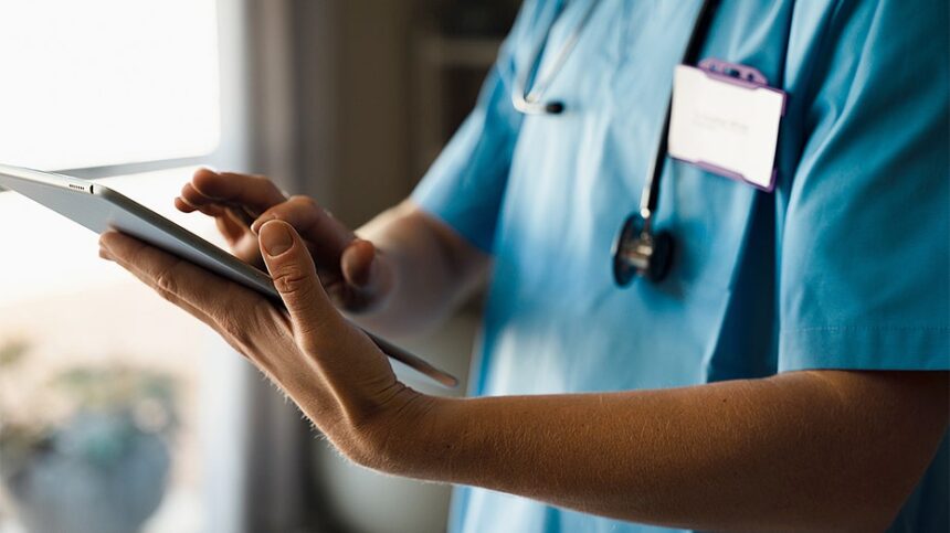 Foreign grads sideline US-trained doctors in coveted programs, bombshell complaint alleges