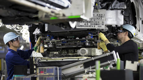 Japanese auto parts makers eye Russian aluminum  Bloomberg