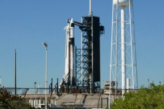 Launch pad problem delays SpaceX flight to replace NASA's stuck astronauts