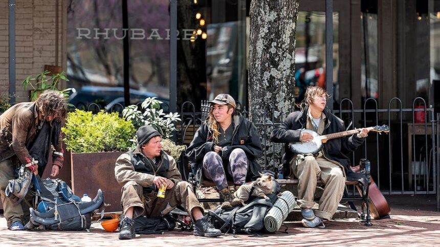 Once-charming mountain escape now battling homelessness homeowners say turned postcard city into no-go zone