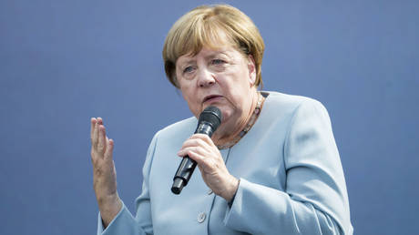 Gates used vaccine funding to pressure governments  Merkel