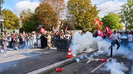 France-s âhigh school- protests aren-t what you think