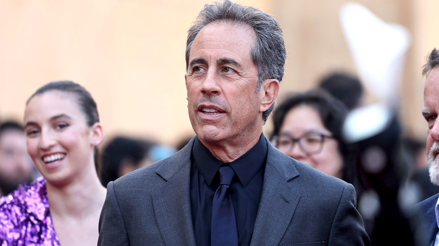 Jerry Seinfeld turns tables on radical anti-Israel agitators after chaotic Chicago stunt backfires