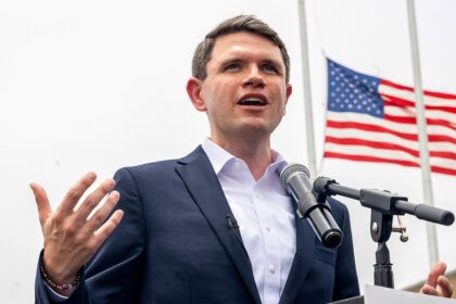 LIZ PEEK: Two troubled Senate races could spoil Democrats' blue-wave fantasy