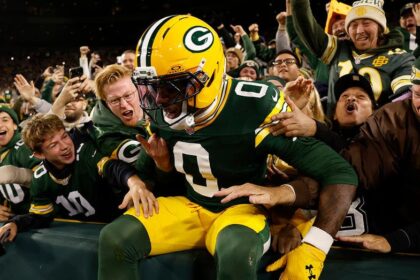 NFC East nearing second straight winless week as Packers beat struggling Cowboys on 'Sunday Night Football'